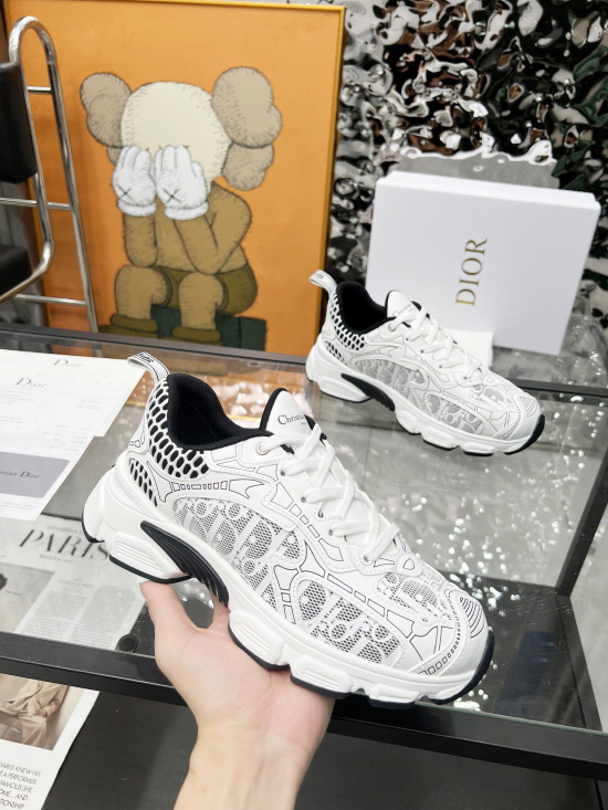 00img_001.jpg