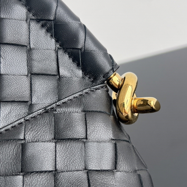 00img_003.jpg