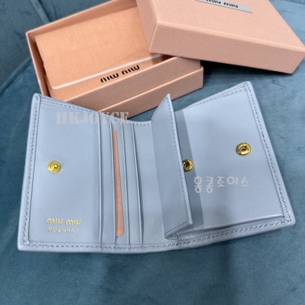 1img_006.jpg