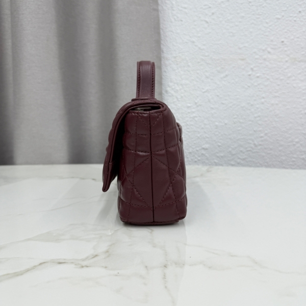 00img_007.jpg